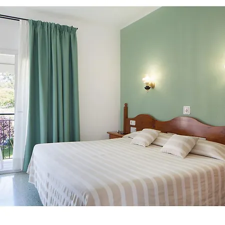 Ninays Otel Lloret de Mar