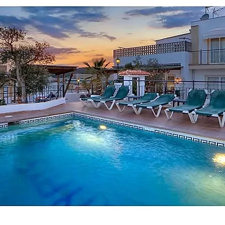 Otel Ninays