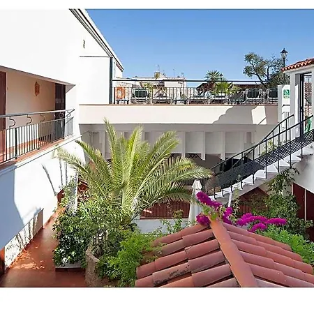 Otel Ninays