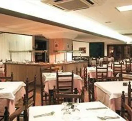 妮娜伊斯酒店 2*