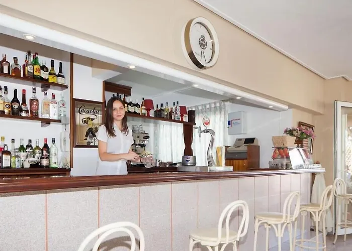 Ninays Отель 2*