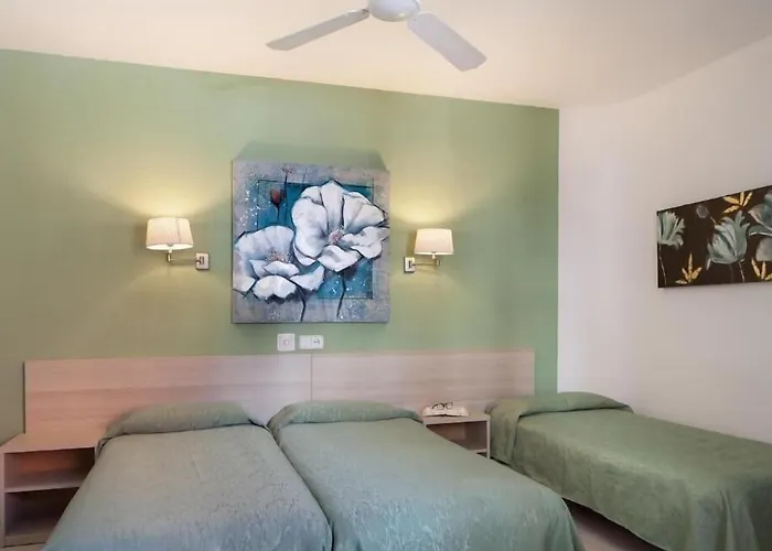 Ninays Льорет-де-Мар