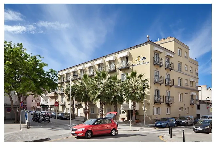 Ninays Отель 2*