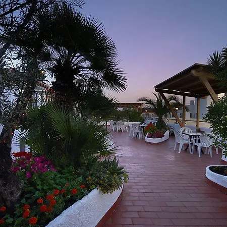 Ninays 2* Lloret de Mar